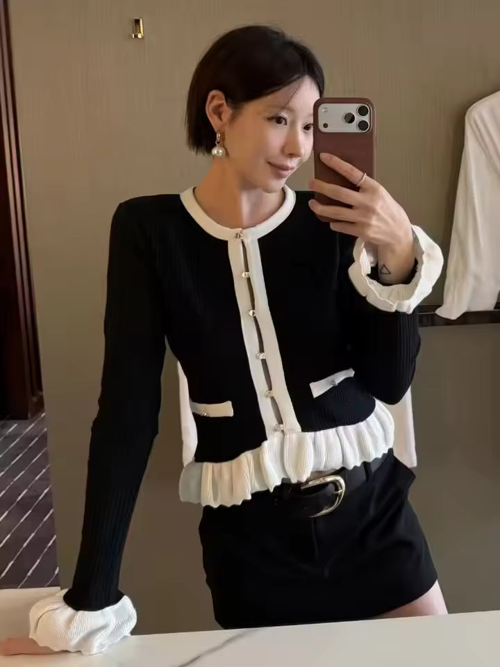 Chic Decorative Button Knitwear - Women's Contrast Stitching Cardigan - Vintage Style Single Breasted Long Sleeve Pullover